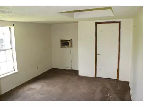 601 E 4th St, Stroud, OK 74079 photo 7