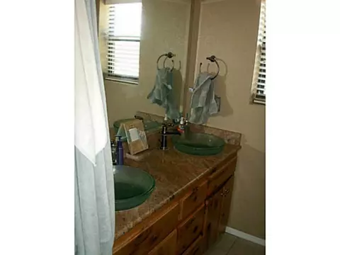 4310 E Tyler Dr, Tuttle, OK 73089 photo 12