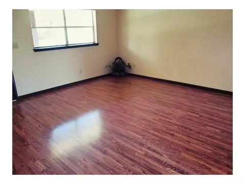 203 E Willow Pl, Yukon, OK 73099 photo 5