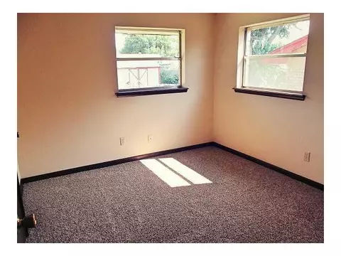 203 E Willow Pl, Yukon, OK 73099 photo 12