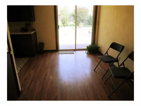 203 E Willow Pl, Yukon, OK 73099 photo 6