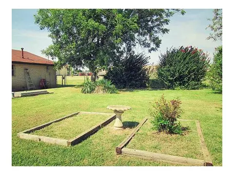 203 E Willow Pl, Yukon, OK 73099 photo 16