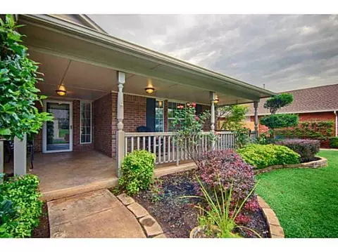 709 Ricks Trl, Edmond, OK 73012 photo 3