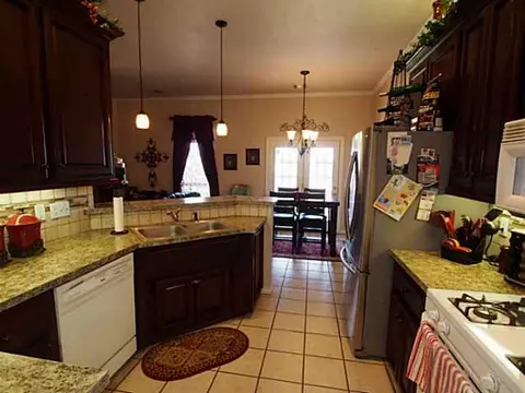 326 Timberidge Rd, Harrah, OK 73045 photo 2