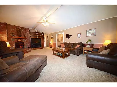 716 Cedar Springs Dr, Tuttle, OK 73089 photo 8