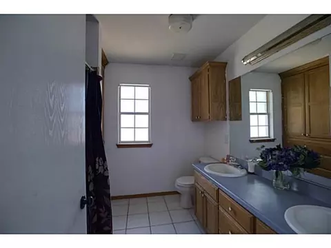 1909 Bluegrass Ct, Moore, OK 73160 photo 11