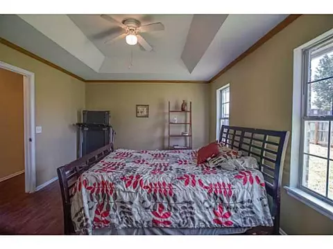 1909 Bluegrass Ct, Moore, OK 73160 photo 9
