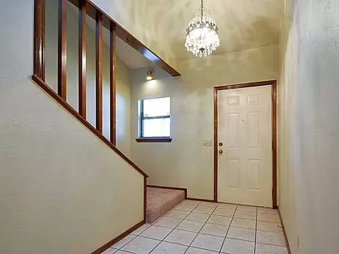 3421 N Eagle Ln, Bethany, OK 73008 photo 2