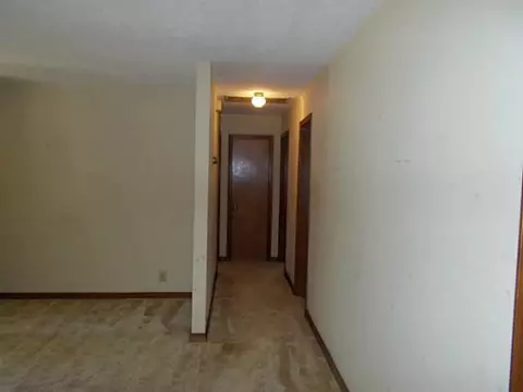 418 E Maple St, Tecumseh, OK 74873 photo 3