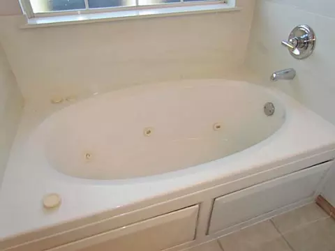 2096 Teal Holw, Tuttle, OK 73089 photo 11