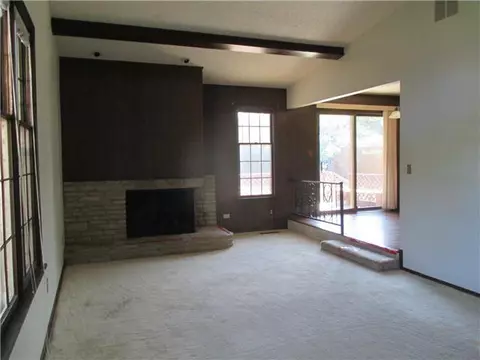 208 E Willow Pl, Yukon, OK 73099 photo 3