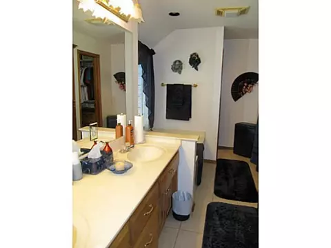 830 Oaklawn Dr, Tuttle, OK 73089 photo 12