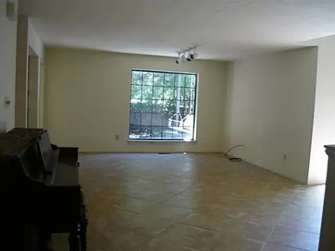 18 Windbrook Sq, Norman, OK 73072 photo 3