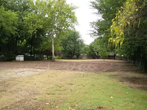 4015 N Thompkins Ave, Bethany, OK 73008 photo 2