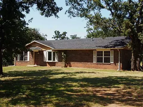 4 Post Oak Rd, Shawnee, OK 74801 photo 1
