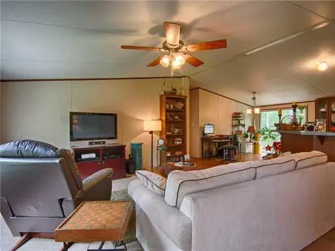 29781 Jacobs Ct, Tecumseh, OK 74873 photo 4
