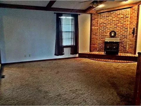 2314 Walnut Dr, Tuttle, OK 73089 photo 2