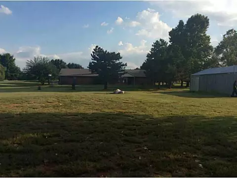 2314 Walnut Dr, Tuttle, OK 73089 photo 17