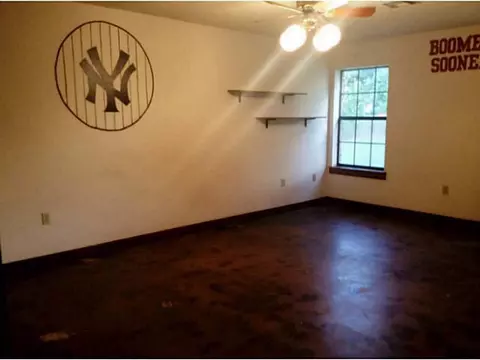2314 Walnut Dr, Tuttle, OK 73089 photo 10