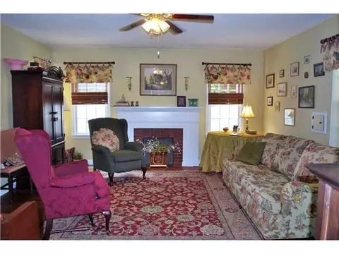 515 E Logan, Guthrie, OK 73044 photo 5
