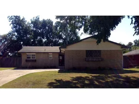 116 Eberle Dr, Moore, OK 73160 photo 1