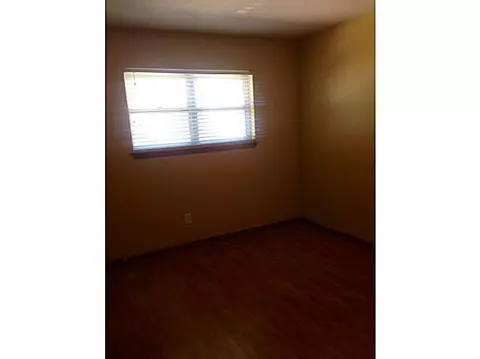 116 Eberle Dr, Moore, OK 73160 photo 11