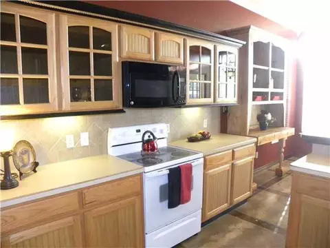 2513 Thomas Dr, Moore, OK 73160 photo 7