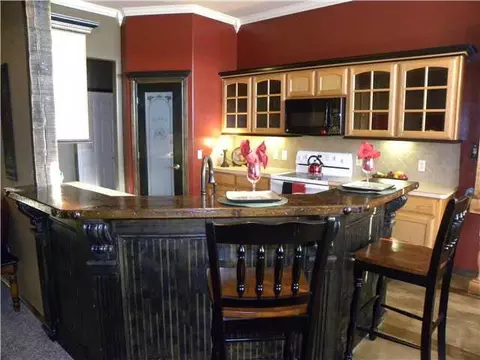2513 Thomas Dr, Moore, OK 73160 photo 6