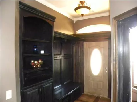 2513 Thomas Dr, Moore, OK 73160 photo 2