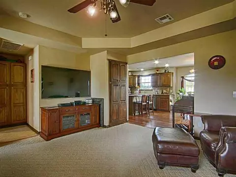 2005 County Rd 1213, Tuttle, OK 73089 photo 7