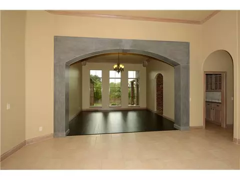 2425 Cheval Pointe Dr, Edmond, OK 73034 photo 2
