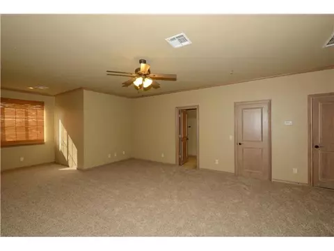 2425 Cheval Pointe Dr, Edmond, OK 73034 photo 15
