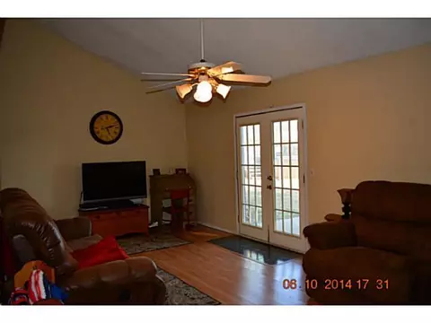 706 Silver Maple Ln, Noble, OK 73068 photo 8