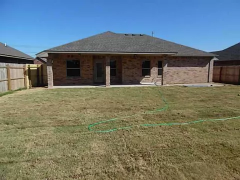 913 Ridgeway Dr, Moore, OK 73160 photo 12
