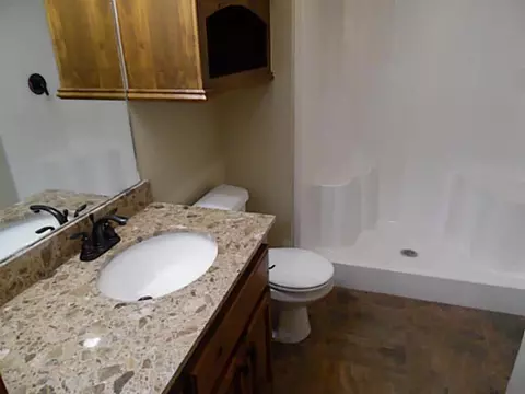 913 Ridgeway Dr, Moore, OK 73160 photo 9