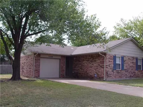 3308 E Noble, Edmond, OK 73034 photo 12