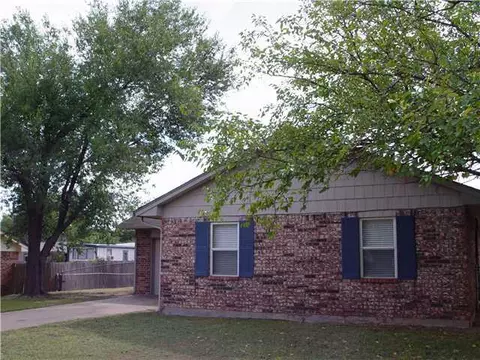3308 E Noble, Edmond, OK 73034 photo 1