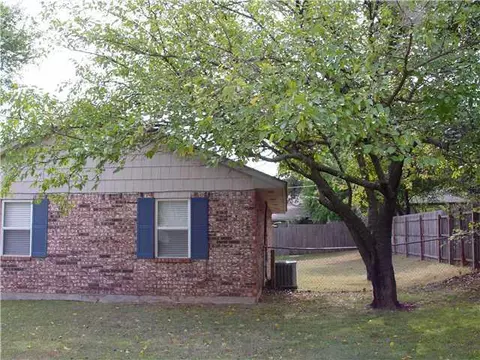 3308 E Noble, Edmond, OK 73034 photo 11