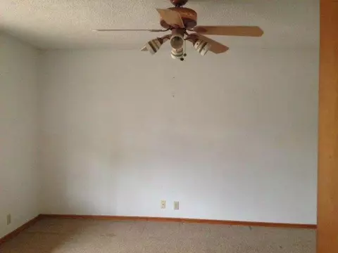 1401 Devonshire Ct, Edmond, OK 73034 photo 5