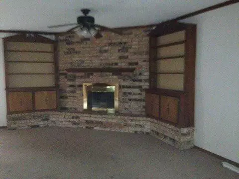 1401 Devonshire Ct, Edmond, OK 73034 photo 2