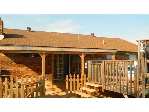 624 Fire Light Dr, Moore, OK 73160 photo 17