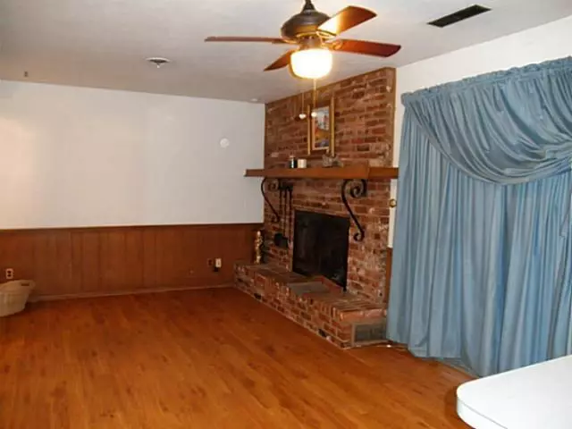  7901 S Country Club Dr, Oklahoma City, OK 73159 photo 12