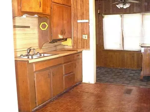 611 E Springer Ave, Guthrie, OK 73044 photo 3