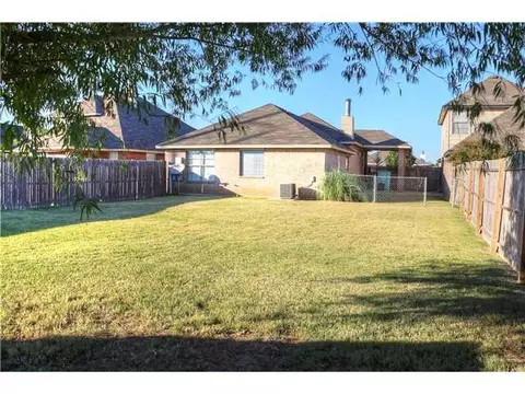 1104 SW 25, Moore, OK 73170 photo 18