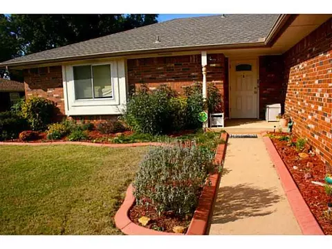 1409 Old Mill Rd, Moore, OK 73160 photo 2