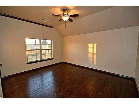 2500 NE 13th, Moore, OK 73160 photo 11