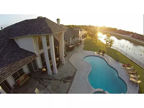 1609 Mark Cir, Moore, OK 73160 photo 1