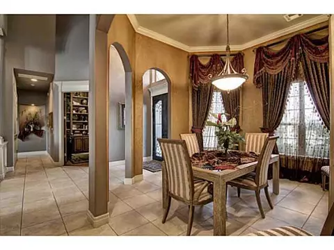 1609 Mark Cir, Moore, OK 73160 photo 3