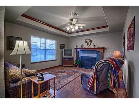 316 Scottie Dr, Tuttle, OK 73089 photo 5