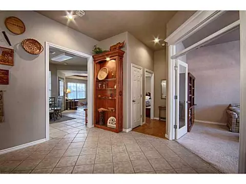 316 Scottie Dr, Tuttle, OK 73089 photo 3